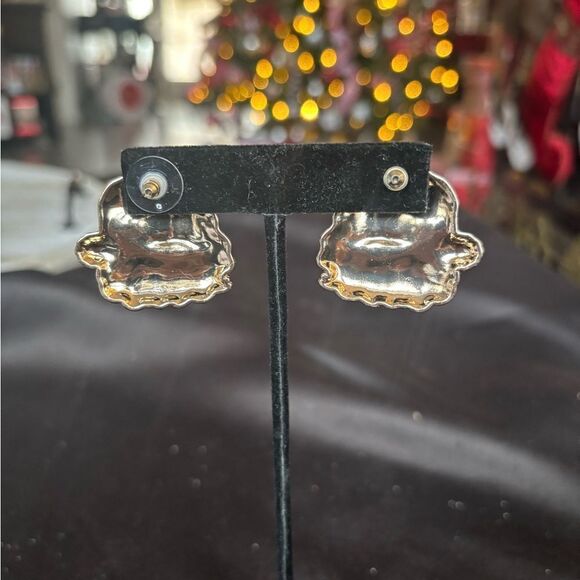 NEW Winking Jolly Santa Earrings NWOT - Picture 5 of 11